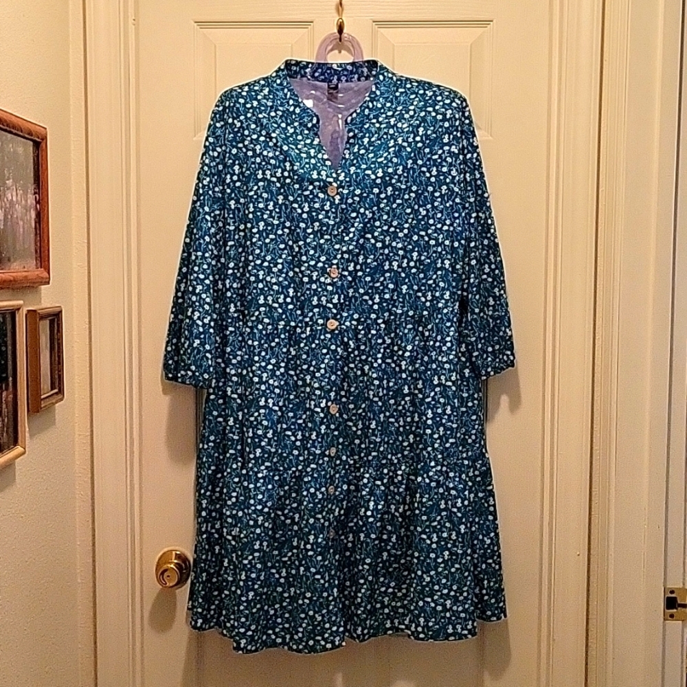 A cute dress by Shein Curve